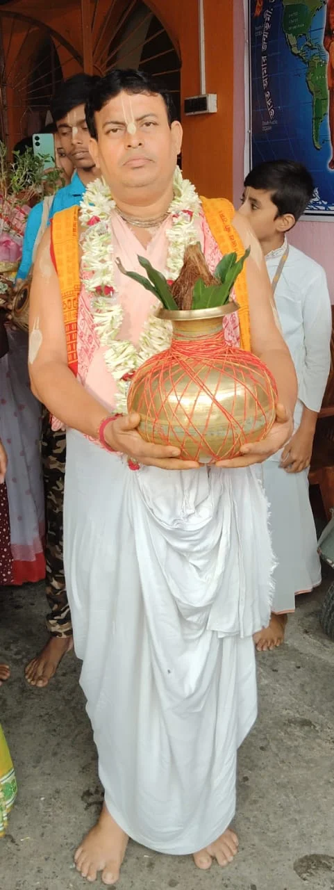 Bisnu Chatterjee (Batsal Bisnu Das)